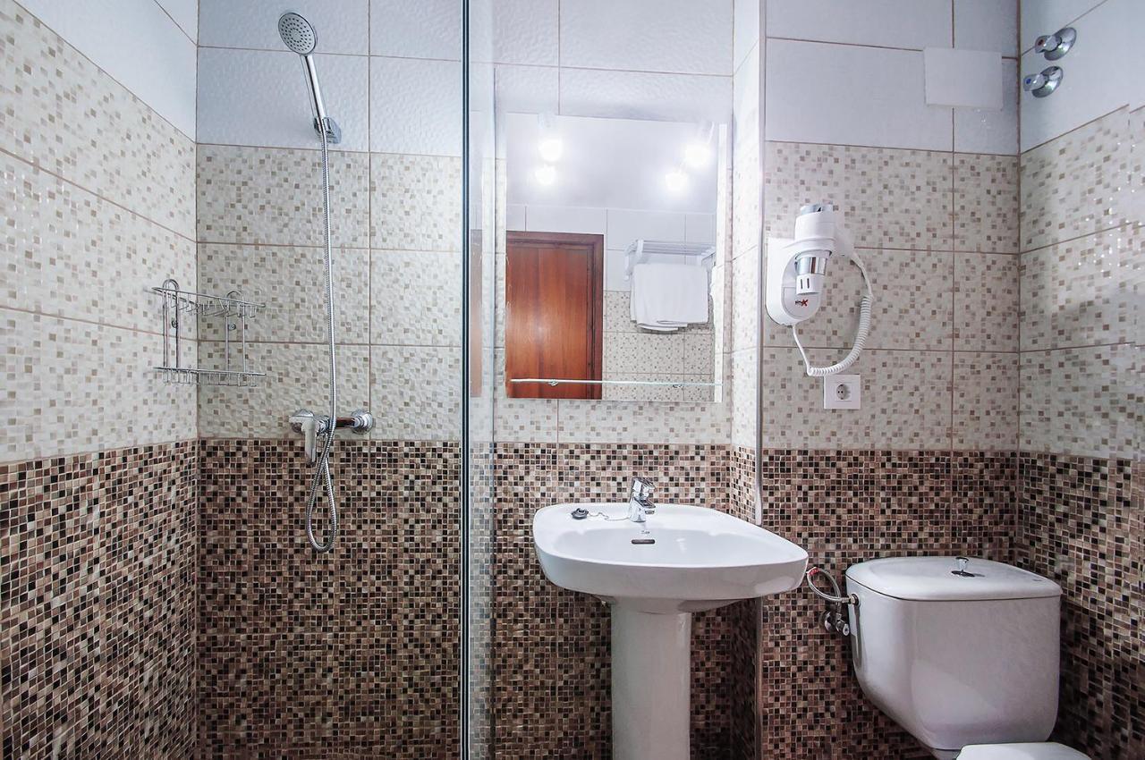 Hotel Silvia Empuriabrava Kültér fotó