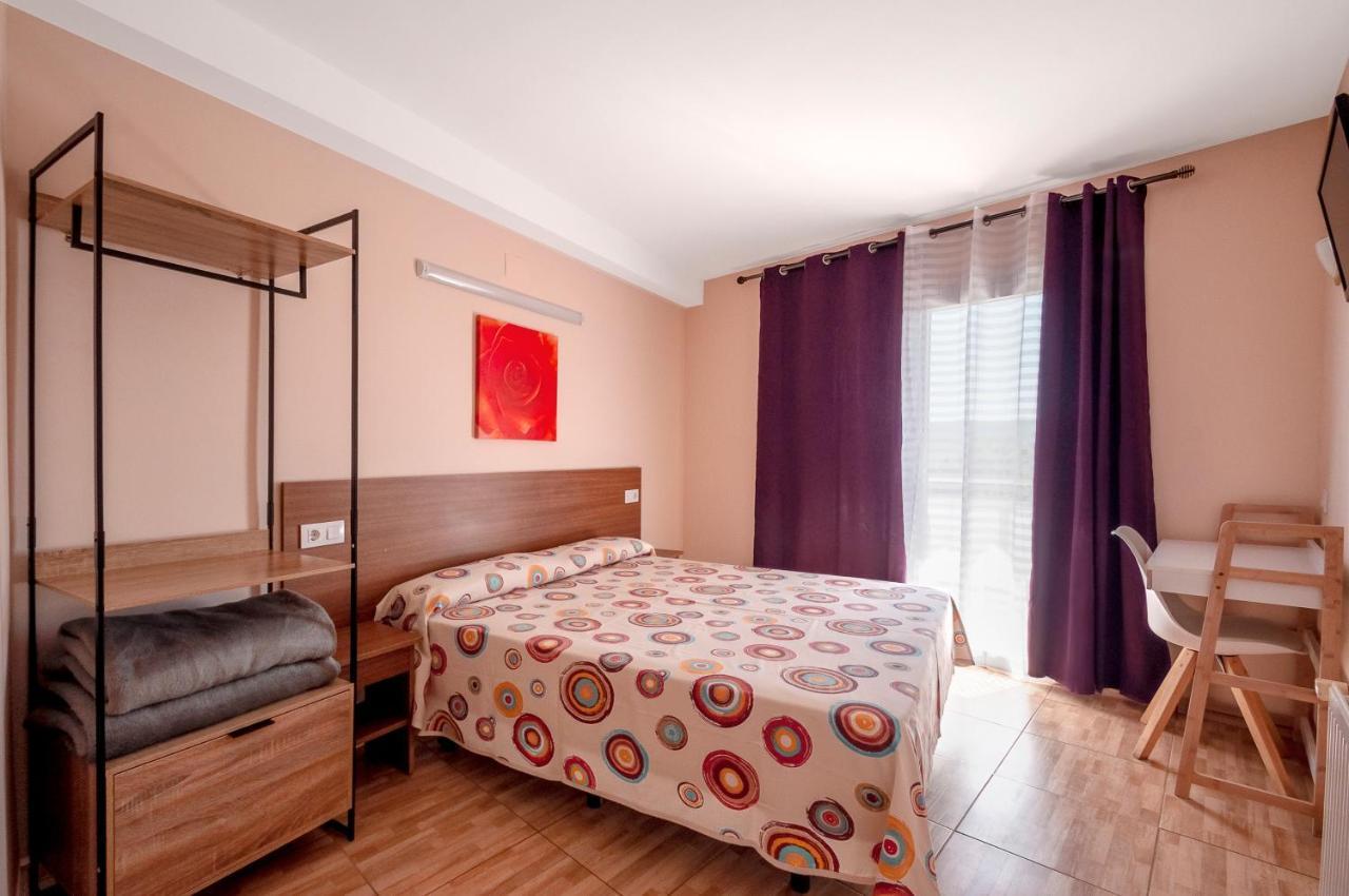 Hotel Silvia Empuriabrava Kültér fotó