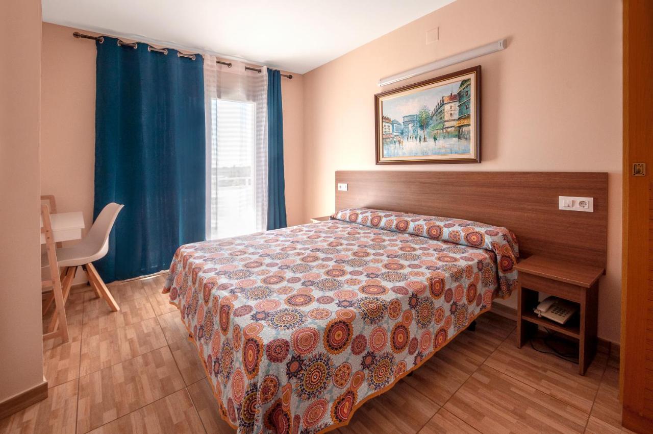 Hotel Silvia Empuriabrava Kültér fotó