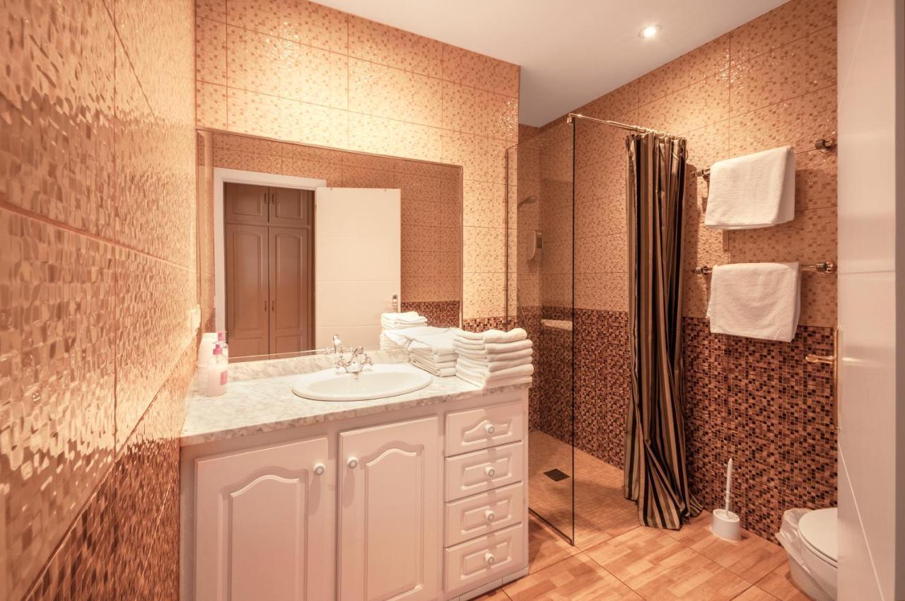 Hotel Silvia Empuriabrava Kültér fotó